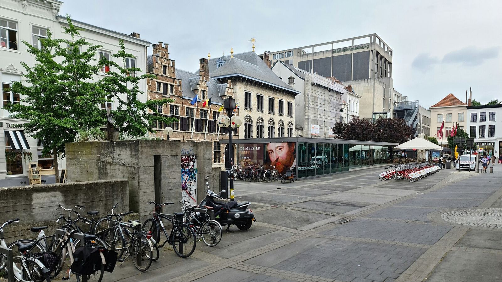Il Wapper, la piazza accanto alla Casa di Rubens