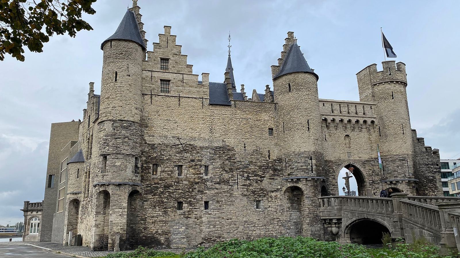 Het Steen, il castello medievale sullo Schelda ad Anversa